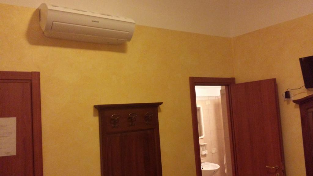 3 Lati Di Pitagora B&B Roma Exterior foto