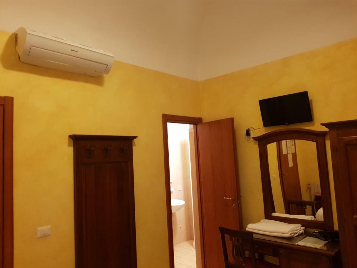 3 Lati Di Pitagora B&B Roma Exterior foto